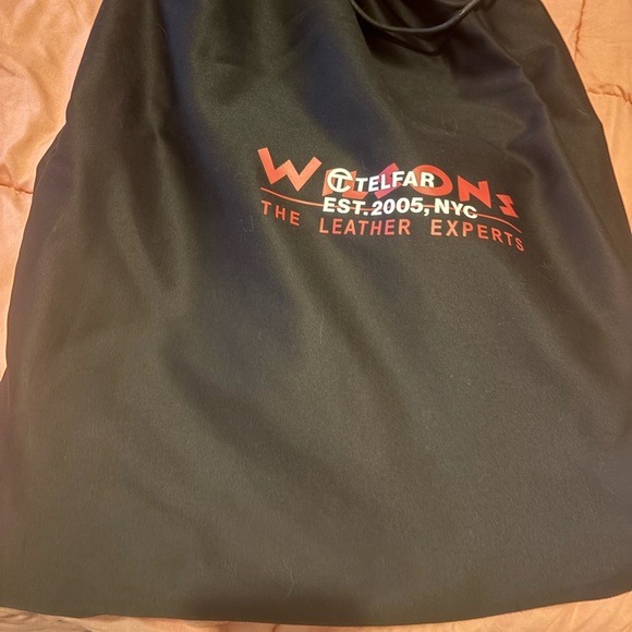 TELFAR -WILSONS LEATHER MEDIUM CARRY BAG/CHOCOLATE - Picture 15 of 16